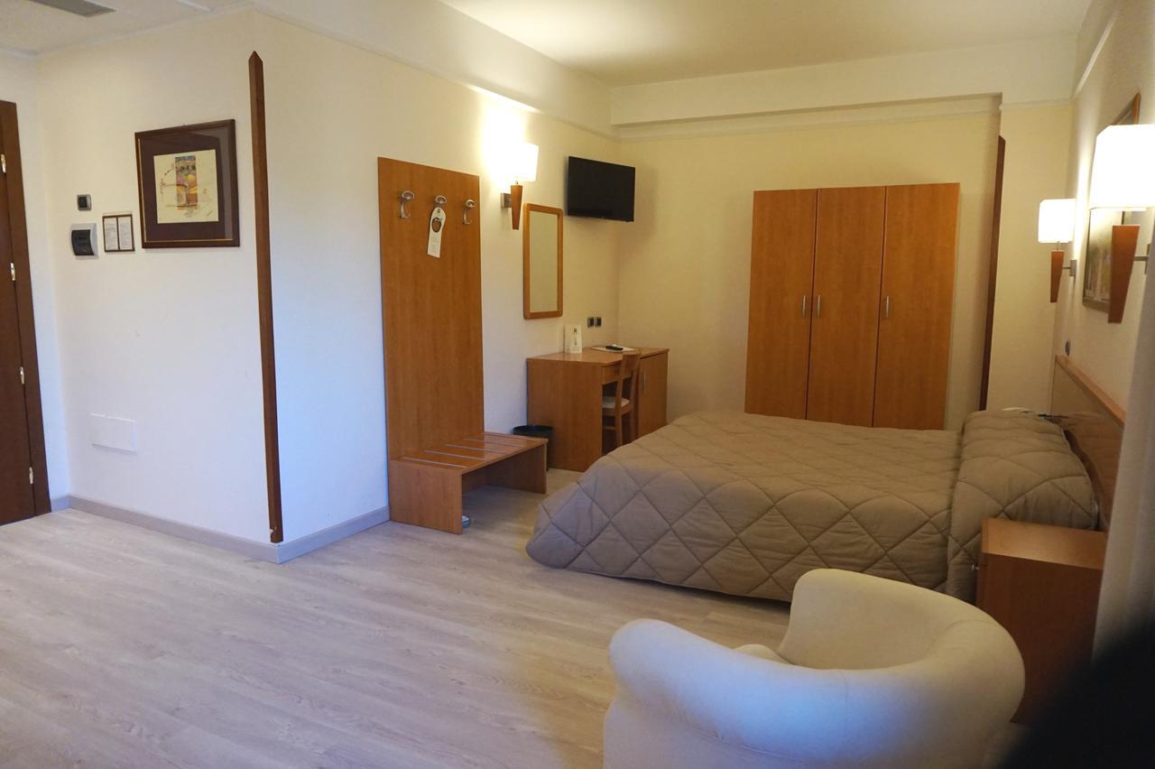Bel Sito Hotel Due Torri Manocalzati Exteriér fotografie